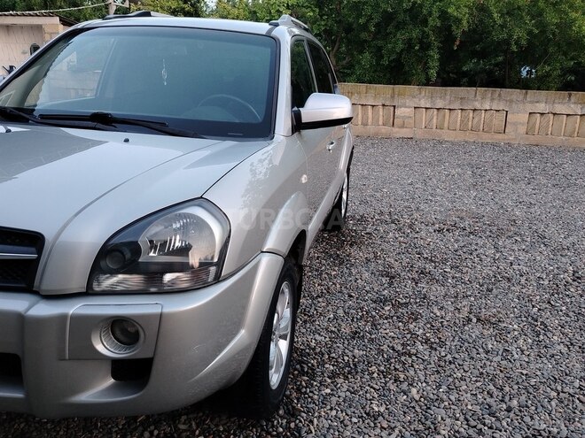 Hyundai Tucson 2008, 285,320 km - 2.0 l - Neftçala