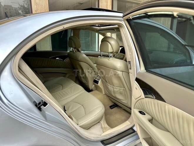 Mercedes E 240 2002, 319,000 km - 2.6 l - Bakı