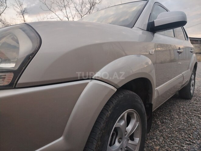 Hyundai Tucson 2008, 285,320 km - 2.0 l - Neftçala