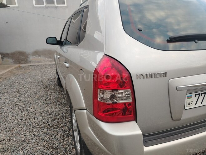 Hyundai Tucson 2008, 285,320 km - 2.0 l - Neftçala
