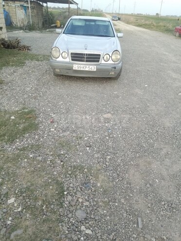 Mercedes E 220 1998, 411,089 km - 2.2 l - Ağdam