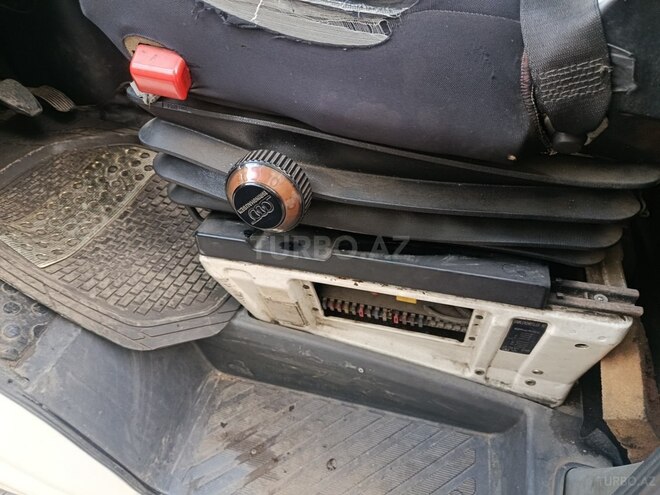 Mercedes Sprinter 413 2001, 213,787 km - 2.2 l - Şəmkir