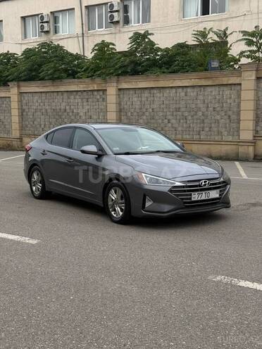 Hyundai Elantra 2018, 75,000 km - 2.0 l - Bakı