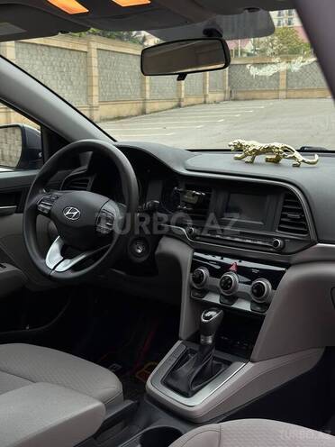 Hyundai Elantra 2018, 75,000 km - 2.0 l - Bakı
