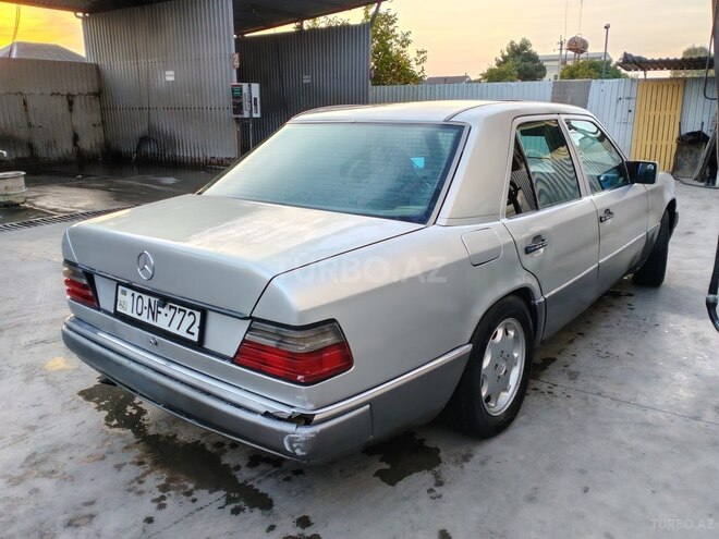 Mercedes 220 E 1993, 676,016 km - 2.2 l - Xaçmaz