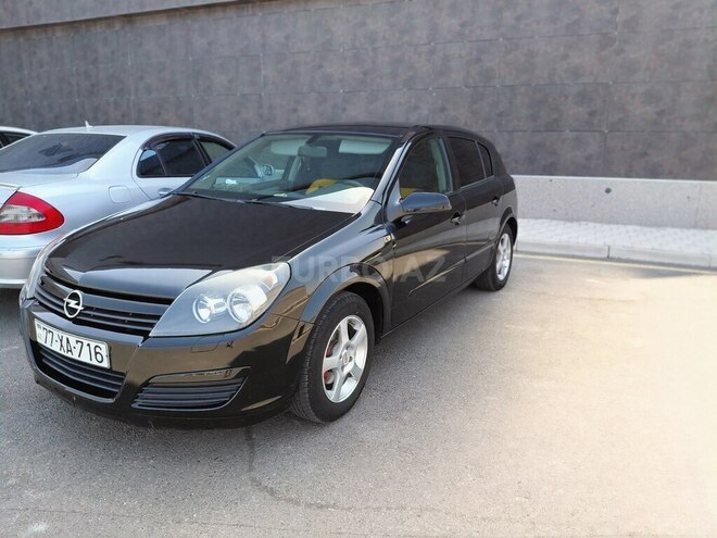 Opel Astra 2004, 285,000 km - 1.4 l - Neftçala