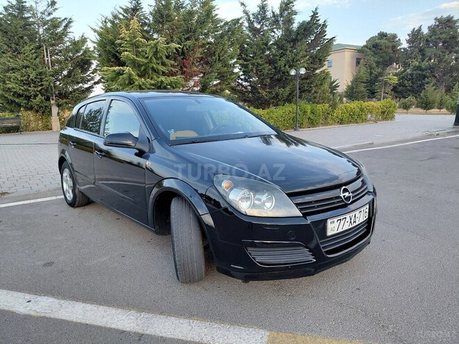 Opel Astra 2004, 285,000 km - 1.4 l - Neftçala