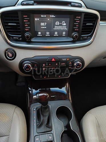 Kia Sorento 2018, 228,321 km - 2.0 l - Bakı