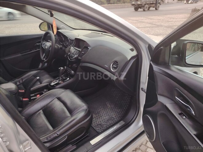 Chevrolet Cruze 2013, 276,750 km - 1.4 л - Tovuz