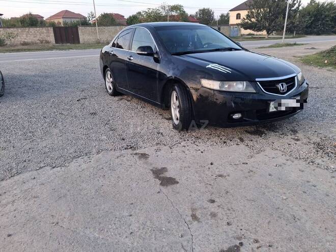 Honda Accord 2004, 380,000 km - 2.4 l - Quba