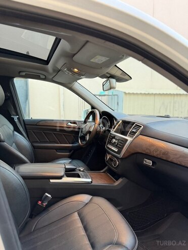 Mercedes GL 400 4MATIC 2014, 194,000 km - 3.0 l - Bakı