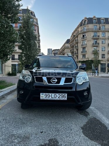 Nissan X-Trail 2012, 260,000 km - 2.5 l - Bakı