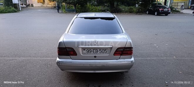 Mercedes E 220 2001, 638,000 km - 2.2 l - Lənkəran