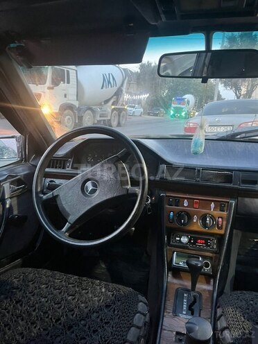 Mercedes  1991, 312,787 km - 2.0 l - Bakı