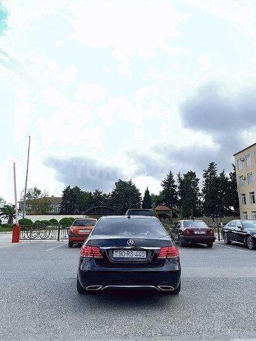 Mercedes E 220 2014, 211,000 km - 2.1 л - Bakı
