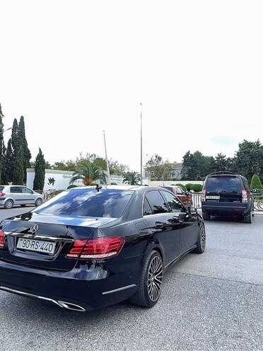 Mercedes E 220 2014, 211,000 km - 2.1 л - Bakı