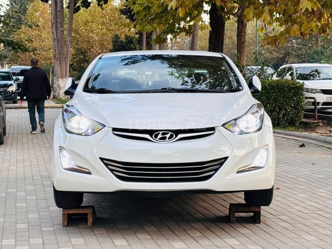 Hyundai Elantra 2014, 178,054 km - 1.8 l - İmişli