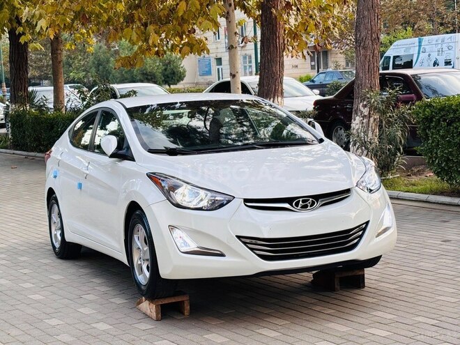 Hyundai Elantra 2014, 178,054 km - 1.8 l - İmişli