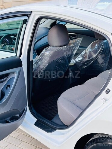 Hyundai Elantra 2014, 178,054 km - 1.8 l - İmişli