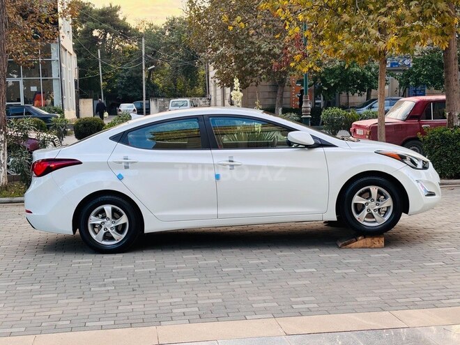 Hyundai Elantra 2014, 178,054 km - 1.8 l - İmişli