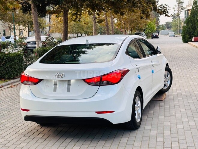 Hyundai Elantra 2014, 178,054 km - 1.8 l - İmişli