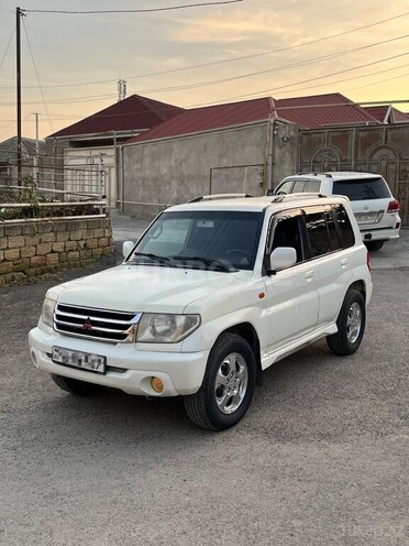 Mitsubishi Pajero io 2000, 380,020 km - 2.0 l - Bakı