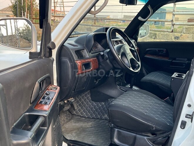 Mitsubishi Pajero io 2000, 380,020 km - 2.0 l - Bakı