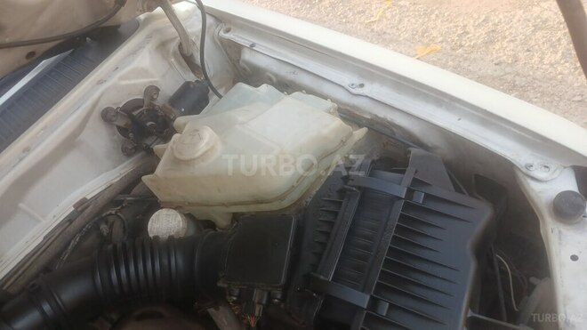 Mitsubishi Pajero io 2000, 380,020 km - 2.0 l - Bakı