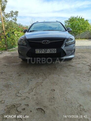 Hyundai i30 2011, 359,797 km - 1.6 л - Biləsuvar