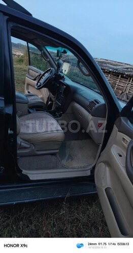 Toyota Land Cruiser 2002, 220,000 km - 4.5 l - Zaqatala
