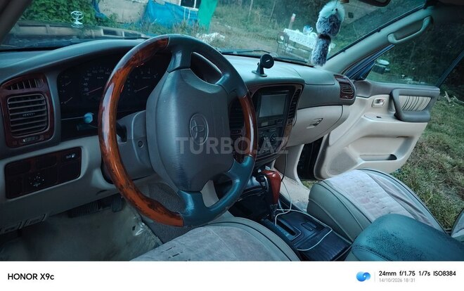 Toyota Land Cruiser 2002, 220,000 km - 4.5 l - Zaqatala