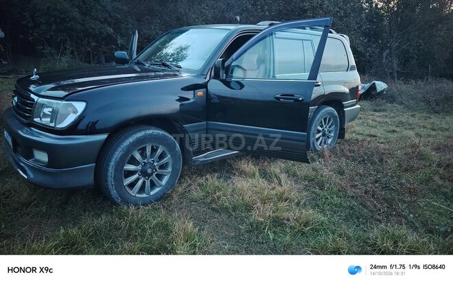 Toyota Land Cruiser 2002, 220,000 km - 4.5 l - Zaqatala