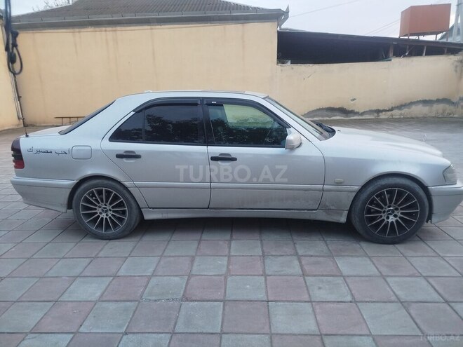 Mercedes C 230 2000, 343,000 km - 2.3 л - Bərdə