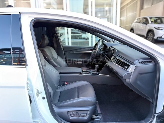 Toyota Camry 2024, 50,153 km - 2.5 l - Bakı
