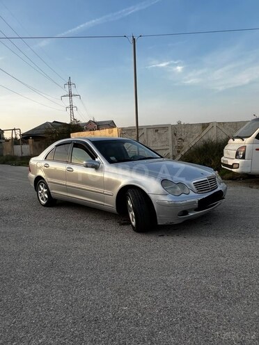 Mercedes C 240 2002, 352,412 km - 2.6 l - Bakı