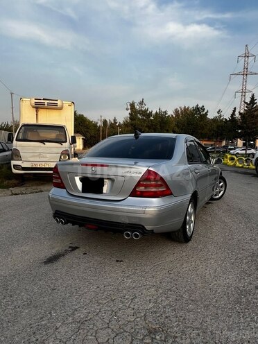 Mercedes C 240 2002, 352,412 km - 2.6 l - Bakı