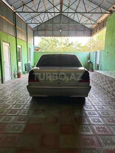 Mercedes C 240 1998, 235,000 km - 2.4 l - Ağdam