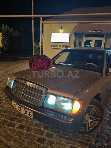 Mercedes 190 1993, 300,000 km - 2.2 л - Bakı