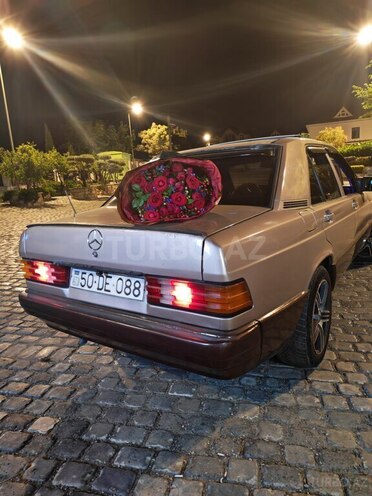 Mercedes 190 1993, 300,000 km - 2.2 л - Bakı