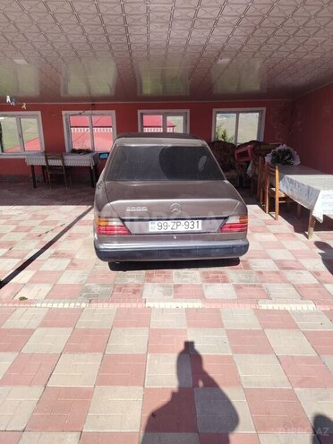 Mercedes 200 E 1992, 218,000 km - 2.0 l - Goranboy