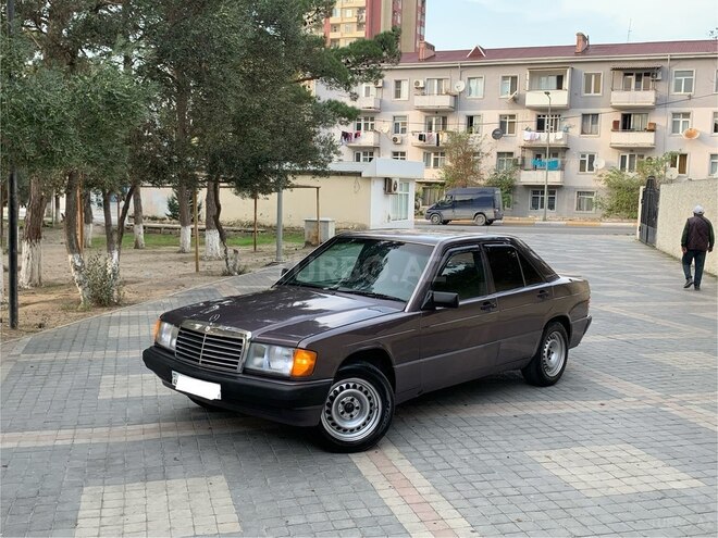 Mercedes 190 1990, 278,000 km - 2.0 l - Sumqayıt