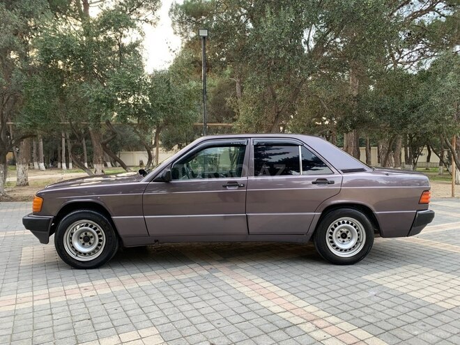 Mercedes 190 1990, 278,000 km - 2.0 l - Sumqayıt