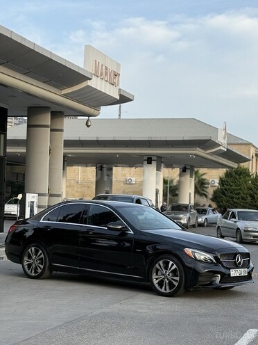 Mercedes  2017, 176,000 km - 2.0 l - Bakı