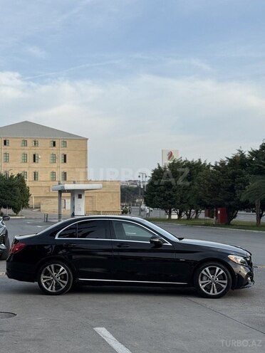 Mercedes  2017, 176,000 km - 2.0 l - Bakı