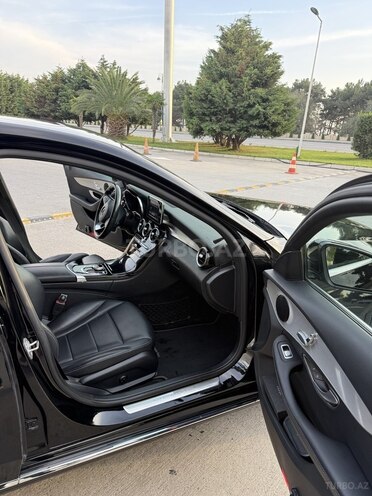 Mercedes  2017, 176,000 km - 2.0 l - Bakı