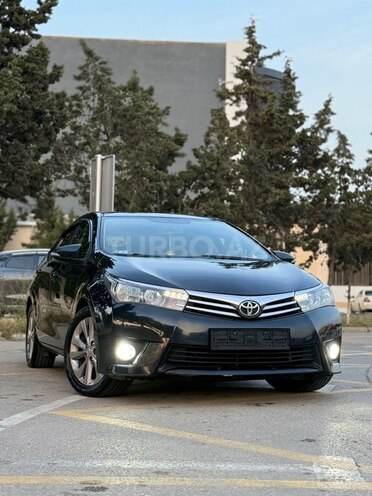 Toyota Corolla 2015, 208,000 km - 1.4 л - Bakı