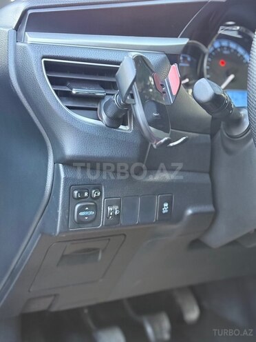 Toyota Corolla 2015, 208,000 km - 1.4 л - Bakı