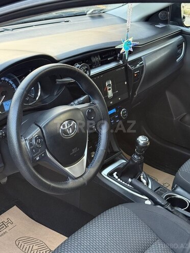 Toyota Corolla 2015, 208,000 km - 1.4 л - Bakı