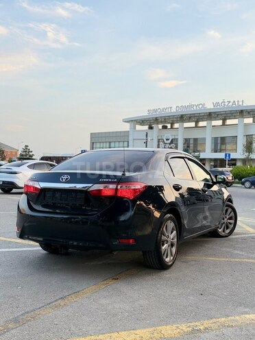 Toyota Corolla 2015, 208,000 km - 1.4 л - Bakı