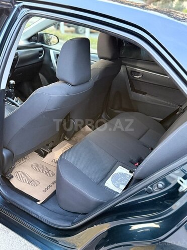 Toyota Corolla 2015, 208,000 km - 1.4 л - Bakı